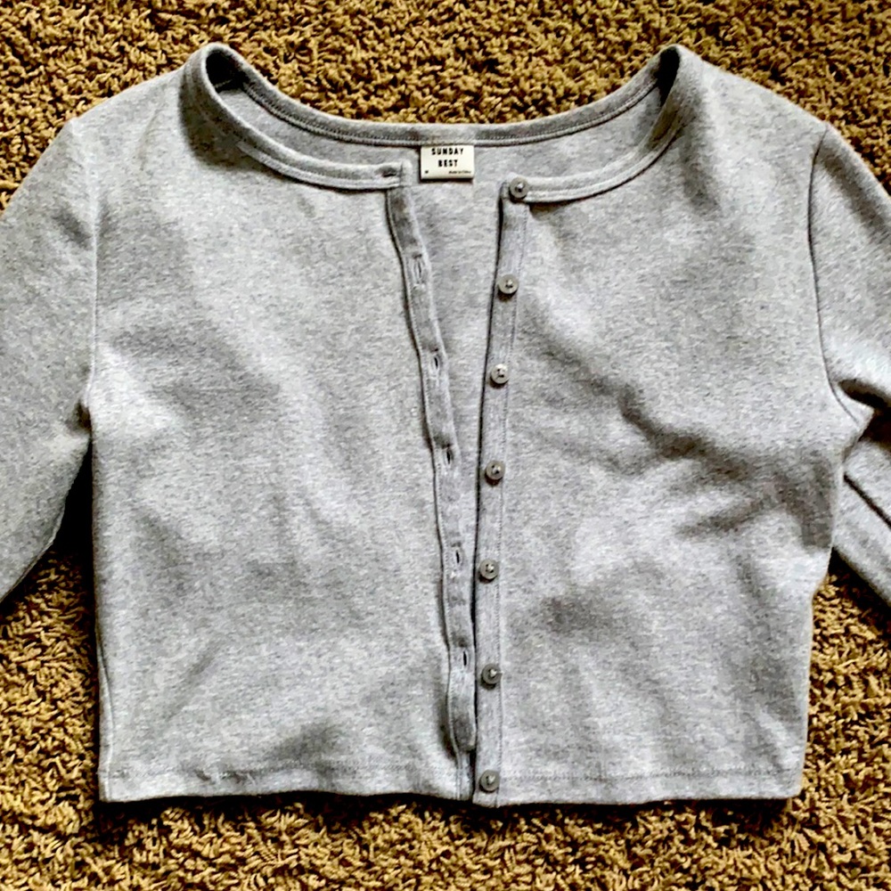 Aritzia Apple Longsleeve cardigan